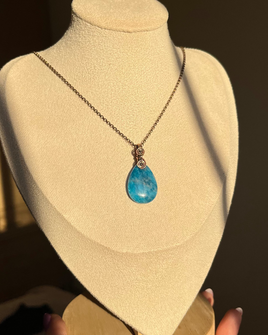 שרשרת נחושת אפטייט בצורת טיפה