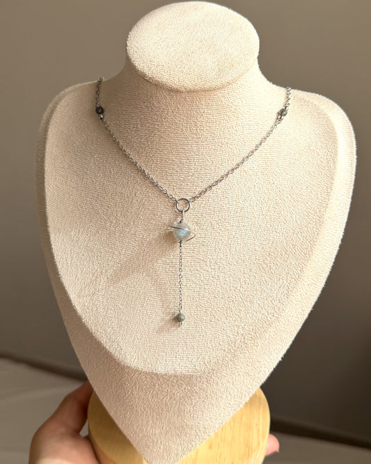 שרשרת צ'וקר כוכב לכת עם עניבה לברדורייט | סטיינלס סטיל