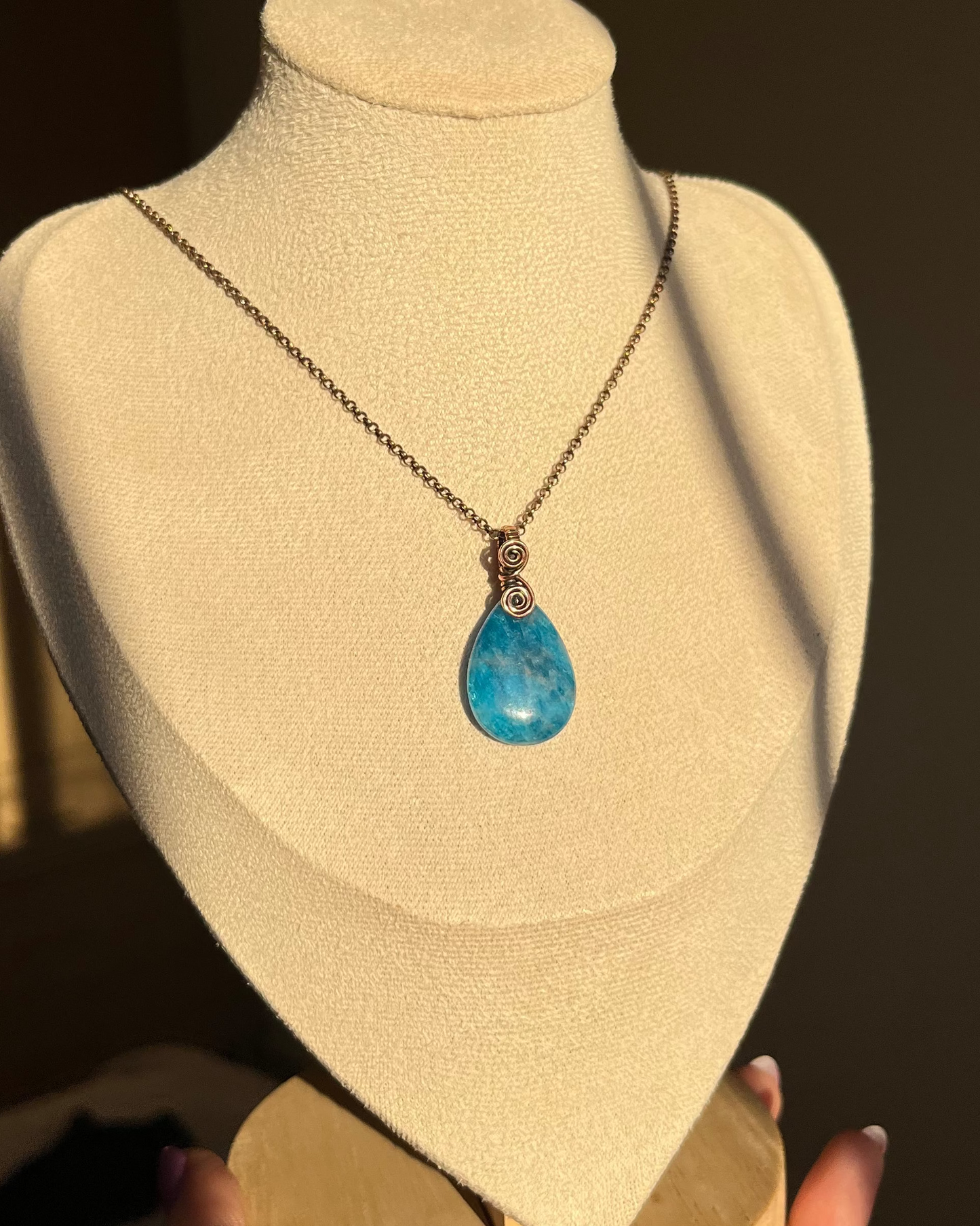 שרשרת נחושת אפטייט בצורת טיפה