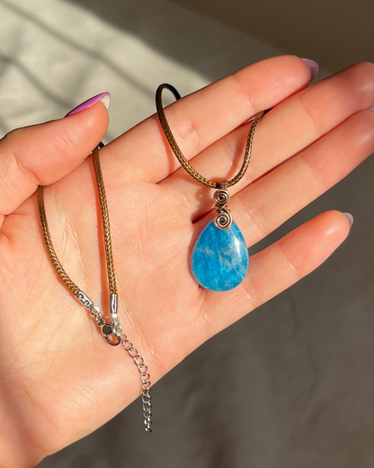 שרשרת נחושת אפטייט בצורת טיפה